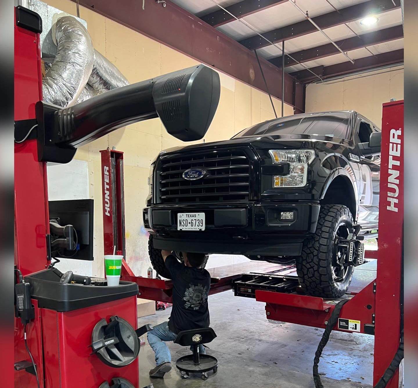 Ultimate Guide to Truck Suspension Lift Kits Truxx