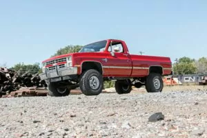 Important Factors for 4 in Lift Kits (4 in. Lift Kit from Rough Country)