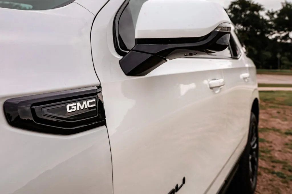 blacked out emblem on 2024 GMC Yukon Denali