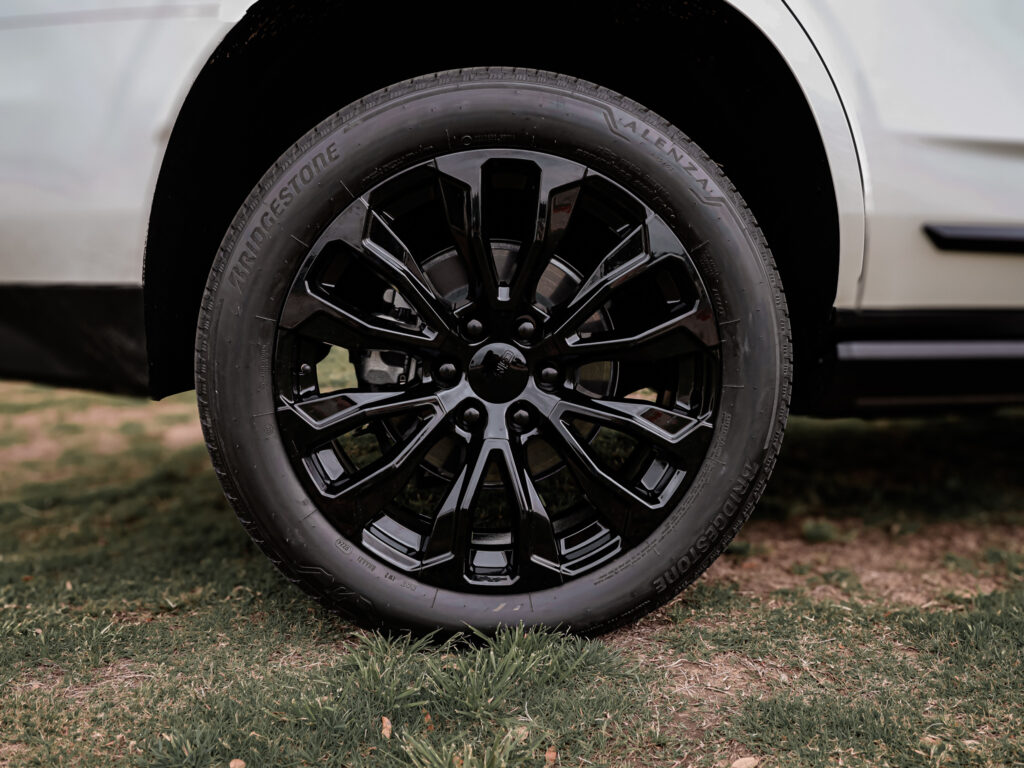 Powder-coated wheels on 2024 GMC Yukon Denali 