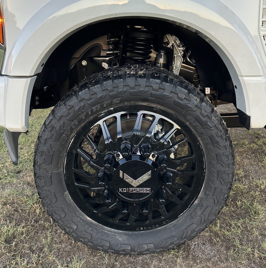 Platinum Perfection on this 2024 Ford F-450 Super Duty brought to you by Truxx