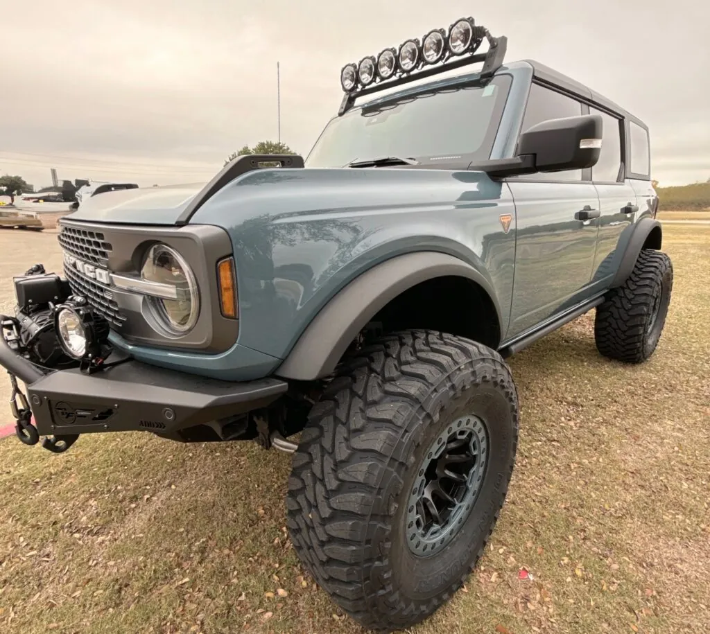 Addictive Desert Design Front Winch Bumper Smittybilt Winch with synthetic rope KC Highlight lighting