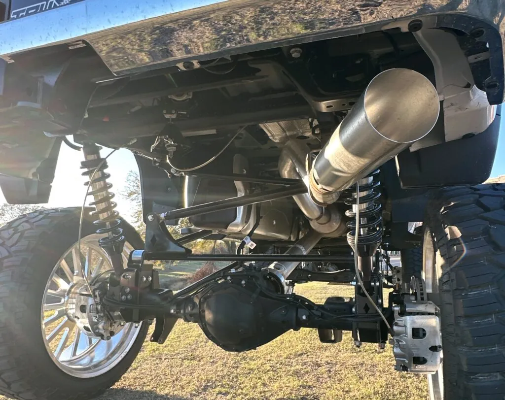 12” Full Throttle Suspension Lift Lit with FTS Shocks