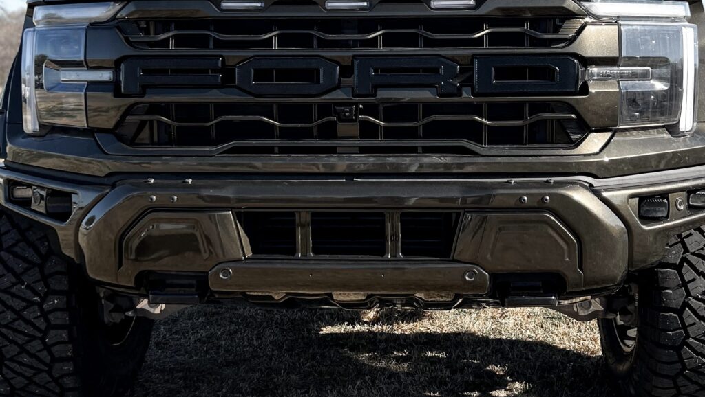 Ultimate Ford Raptor R Off-Road Experience: 7 Must-Have Custom Upgrades ...