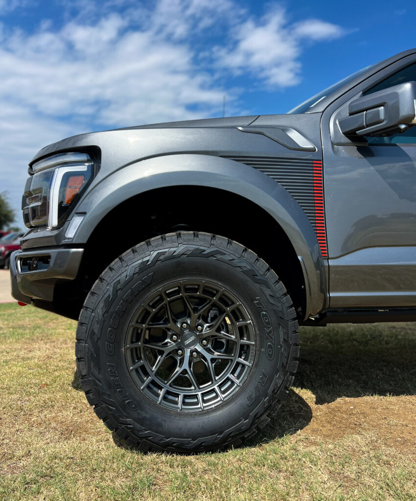 5 Reasons This Ford Raptor R Build Is Absolutely Unstoppable - Truxx