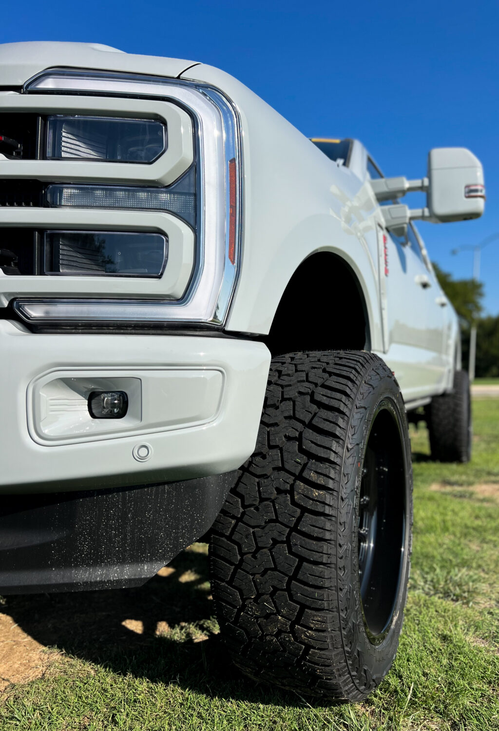 Ford F-250: 6 Impressive Customizations - Truxx