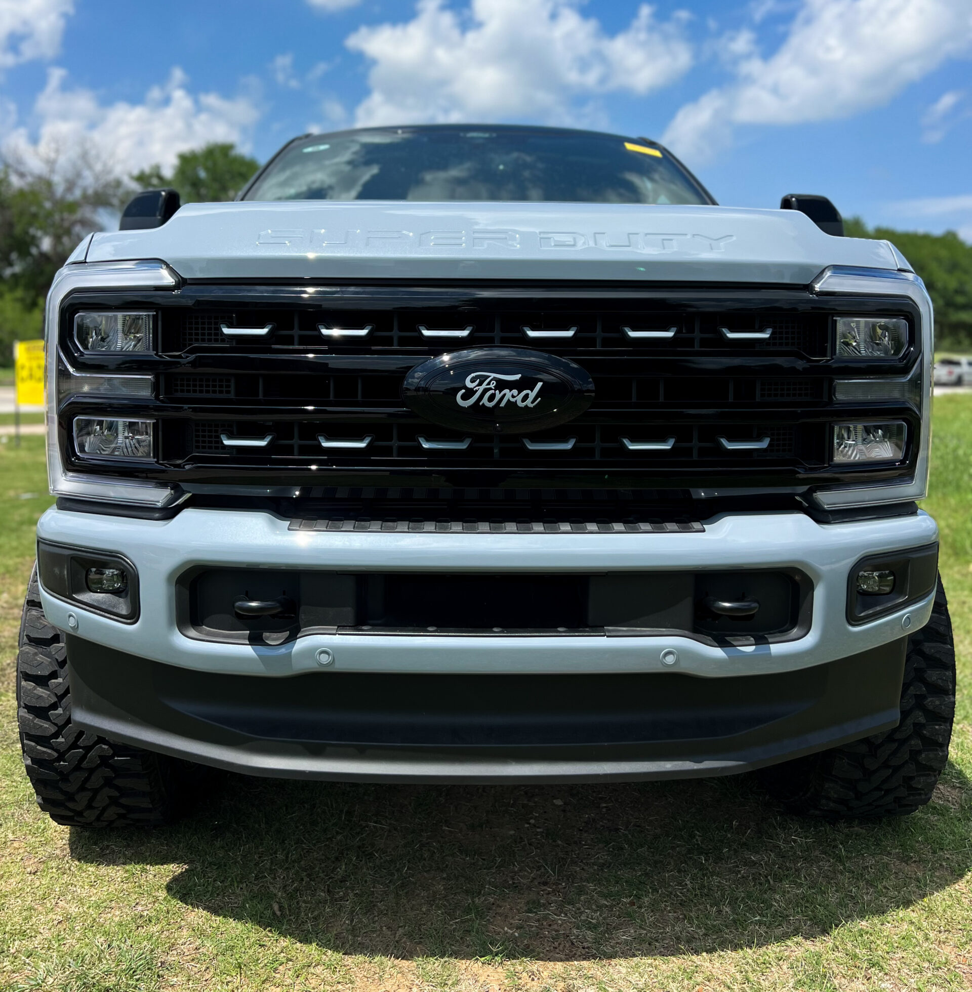 Quality Ford F-250 Custom Upgrades - Truxx