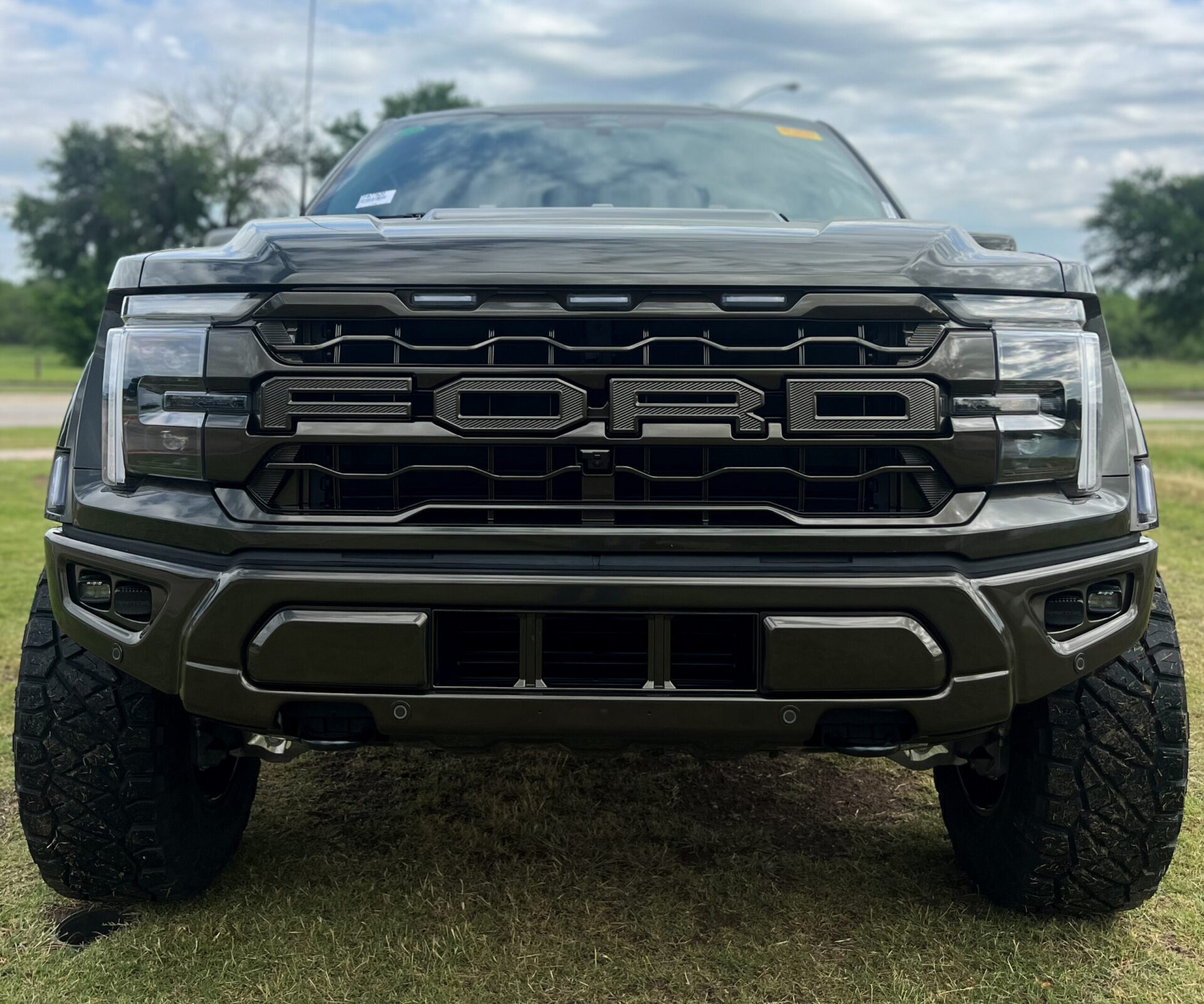 Ford Rapter Built Insane Ford Raptor Build - Truxx